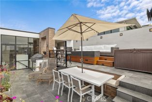 Single Family Residence, 220 16th st, Manhattan Beach, CA 90266 - 20