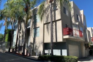 Townhouse, 18215 Burbank blvd, Tarzana, CA 91356 - 21