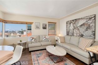 Apartment, 114 31st pl, Manhattan Beach, CA 90266 - 2