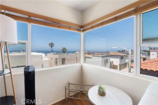 Apartment, 114 31st pl, Manhattan Beach, CA 90266 - 3