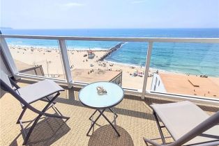 Condominium, 615 Esplanade, Redondo Beach, CA 90277 - 4