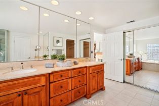 Single Family Residence, 6 Village cir, Manhattan Beach, CA 90266 - 38