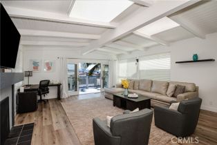 Single Family Residence, 531 13th st, Manhattan Beach, CA 90266 - 2