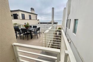 , 1417 The Strand, Manhattan Beach, CA 90266 - 2