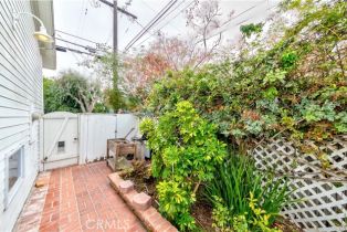 Single Family Residence, 1901 Laurel ave, Manhattan Beach, CA 90266 - 4