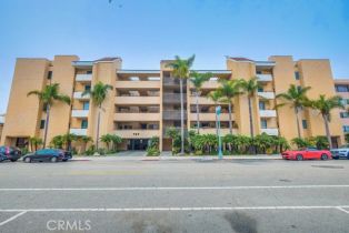 Condominium, 727 Esplanade, Redondo Beach, CA 90277 - 6