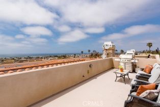 Condominium, 419 Anita st, Redondo Beach, CA 90278 - 3