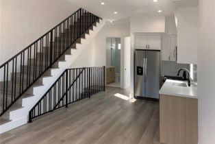 Townhouse, 5230 Tilden avenue, Sherman Oaks, CA 91401 - 4