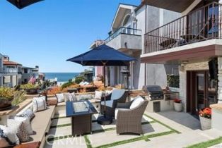 Single Family Residence, 215 19th st, Manhattan Beach, CA 90266 - 4