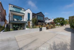 Single Family Residence, 405 7th st, Manhattan Beach, CA 90266 - 3