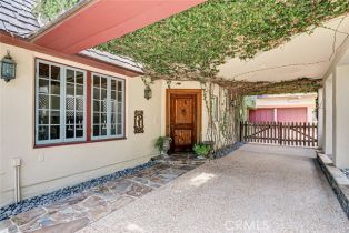 Single Family Residence, 2917 Poinsettia ave, Manhattan Beach, CA 90266 - 4