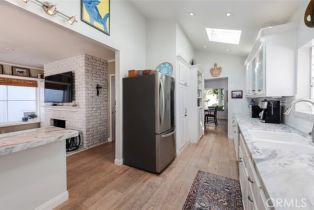 Single Family Residence, 220 29th st, Manhattan Beach, CA 90266 - 15