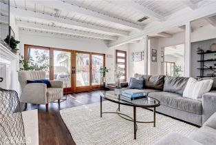 Single Family Residence, 527 24th st, Manhattan Beach, CA 90266 - 5