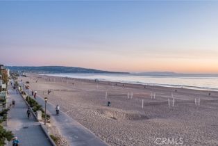 Single Family Residence, 708 The Strand, Manhattan Beach, CA 90266 - 65