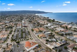 Single Family Residence, 108 Pacific Coast hwy, Redondo Beach, CA 90277 - 30