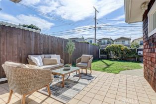 Single Family Residence, 1725 Van Horne ln, Redondo Beach, CA 90278 - 5