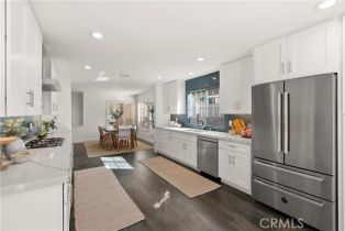 Single Family Residence, 2611 Pacific ave, Manhattan Beach, CA 90266 - 9