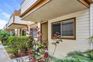 Condominium, 616 N Guadalupe ave, Redondo Beach, CA 90277 - 2