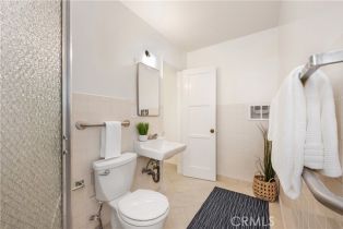 Single Family Residence, 1627 1st, Manhattan Beach, CA 90266 - 24