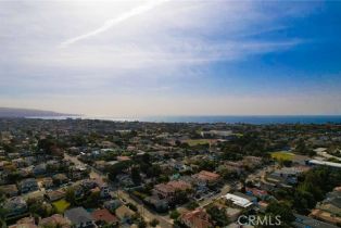 Single Family Residence, 1627 1st, Manhattan Beach, CA 90266 - 41