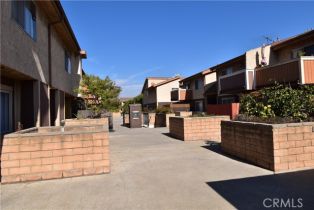 Condominium, 1335 139th st, Gardena, CA 90247 - 4