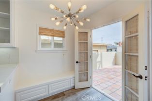 Single Family Residence, 333 5th st, Manhattan Beach, CA 90266 - 6