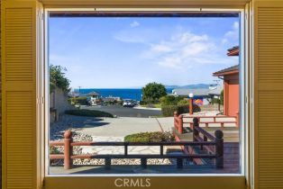 Single Family Residence, 470 Camino De Encanto, Redondo Beach, CA 90277 - 16