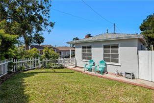 Single Family Residence, 2801 Pine ave, Manhattan Beach, CA 90266 - 4