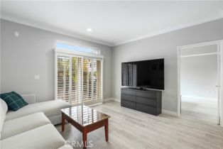 Condominium, 13200 Pacific Promenade, Playa Vista, CA 90094 - 3