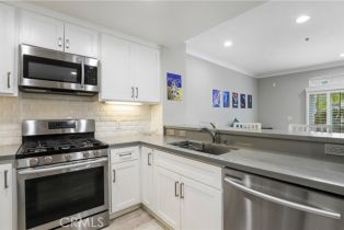 Condominium, 13200 Pacific Promenade, Playa Vista, CA 90094 - 6