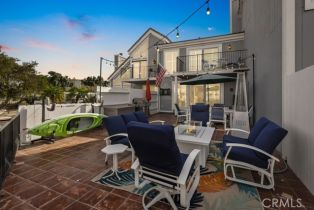 Condominium, 3631 Windspun DR, Huntington Beach, CA  Huntington Beach, CA 92649