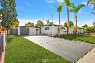 Single Family Residence, 600  W Rosslynn AVE, Fullerton, CA  Fullerton, CA 92832