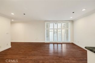 Condominium, 555 Esplanade, Redondo Beach, CA 90277 - 5