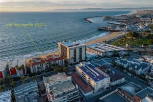 Condominium, 555 Esplanade, Redondo Beach, CA  Redondo Beach, CA 90277