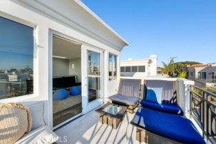 Townhouse, 708 Manhattan Beach blvd, Manhattan Beach, CA 90266 - 7