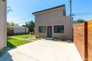 Single Family Residence, 10943 Pickford way, Culver City, CA 90230 - 55