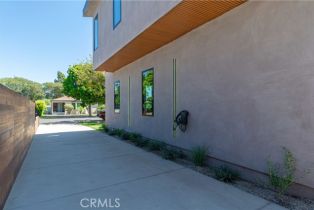 Single Family Residence, 10943 Pickford way, Culver City, CA 90230 - 64