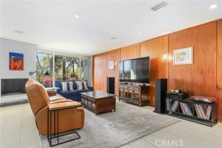 Condominium, 8401 Fountain ave, West Hollywood , CA 90069 - 3