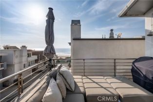 Single Family Residence, 133 15th st, Manhattan Beach, CA 90266 - 10