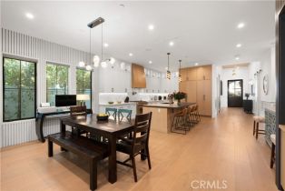 Single Family Residence, 4517 Stansbury ave, Sherman Oaks, CA 91423 - 22