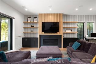 Single Family Residence, 4517 Stansbury ave, Sherman Oaks, CA 91423 - 24