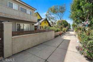 Residential Income, 40 24th pl, Venice, CA 90291 - 3
