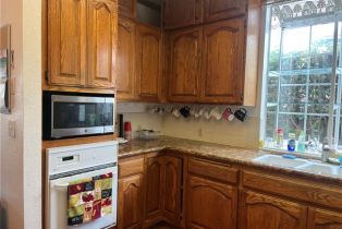 Single Family Residence, 229 Avenue B, Redondo Beach, CA 90277 - 9