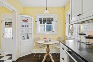 Single Family Residence, 204 Broadway, Redondo Beach, CA 90277 - 14