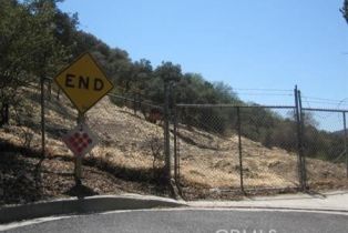 , 22800 Mulholland, Calabasas, CA 91302 - 6