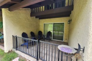 Condominium, 9431 Via Patricia, Burbank, CA 91504 - 4