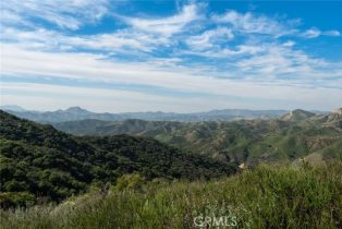 , 24931 Thousand Peaks rd, Calabasas, CA 91302 - 13