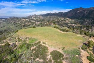 , 24931 Thousand Peaks rd, Calabasas, CA 91302 - 25