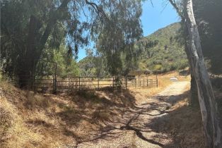 , 30100 Mulholland, Agoura Hills, CA 91301 - 25