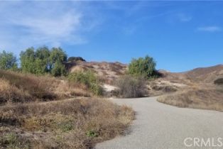 , 26 Chivo, Simi Valley, CA 93063 - 3